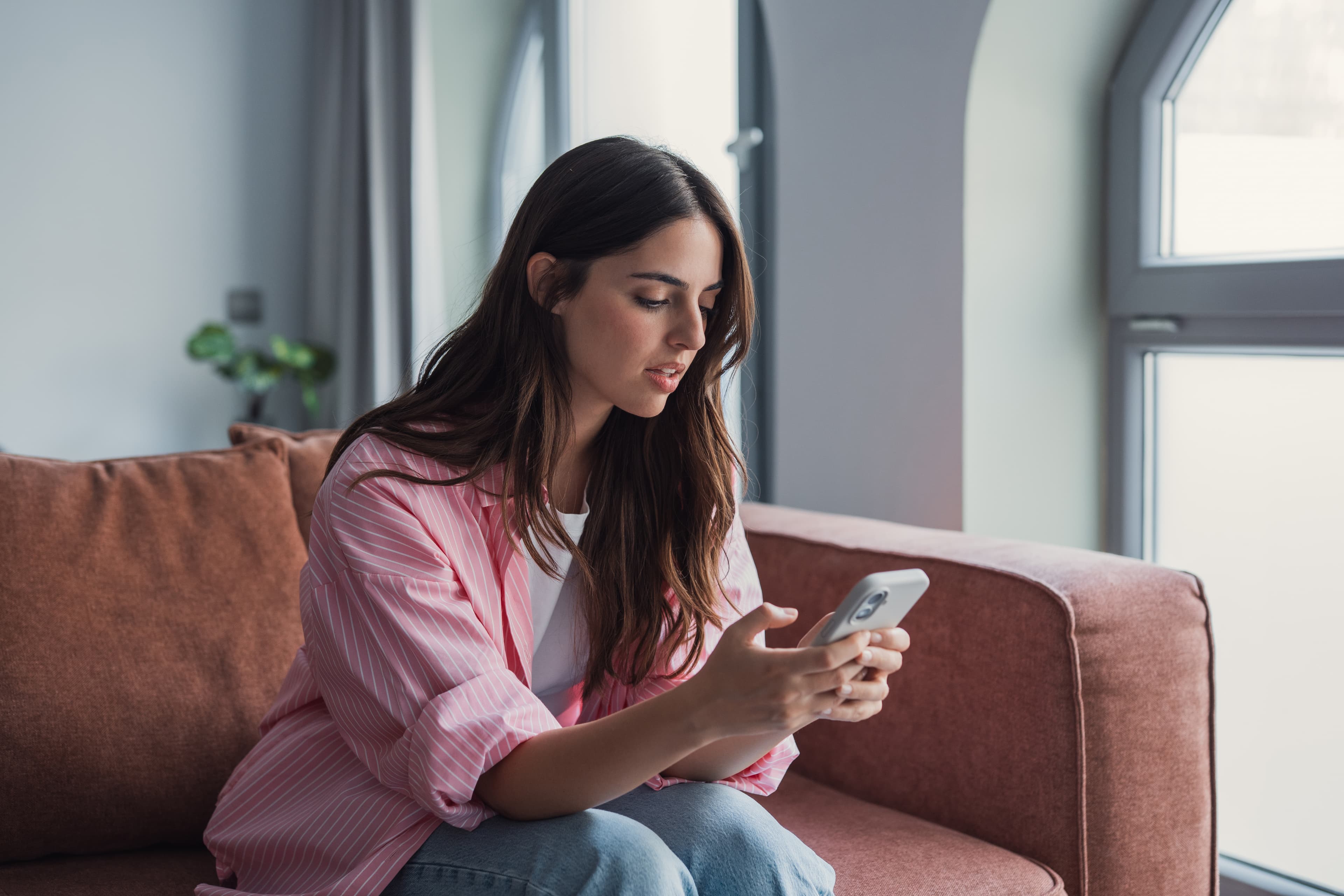 Why Your Group Chat Is a Terrible RSVP System
